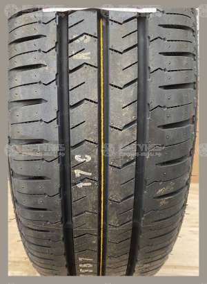 Nexen Roadian CT8 205/70 R15C 106/104T