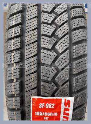 Sunfull SF-982 265/35 R18 97V